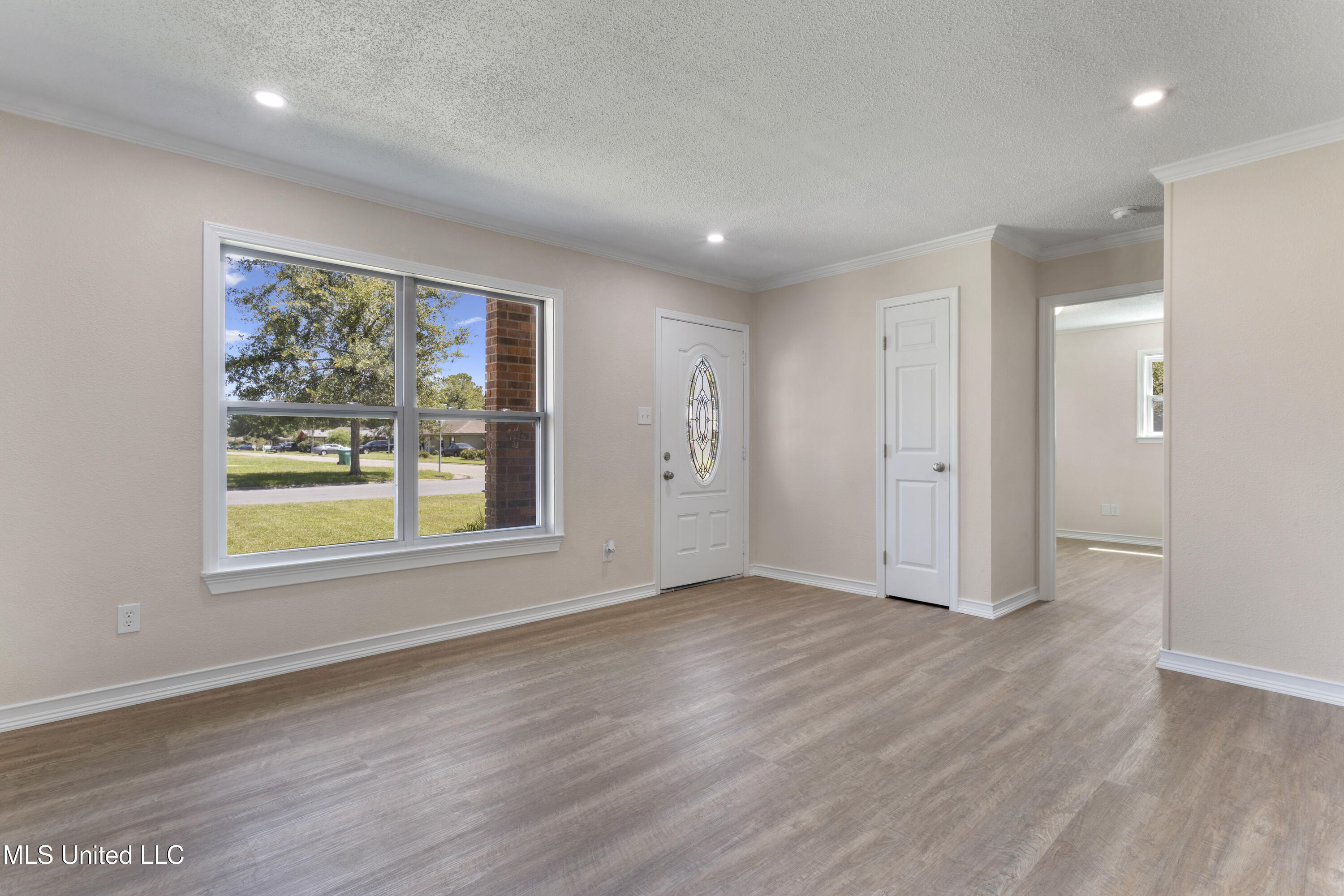 Property Photo:  2410 E Birch Drive  MS 39503 