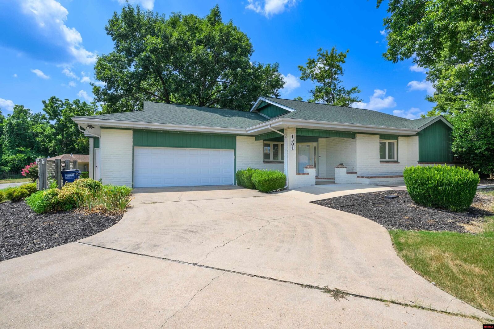 Property Photo:  1301 Porter Lane  AR 72653 