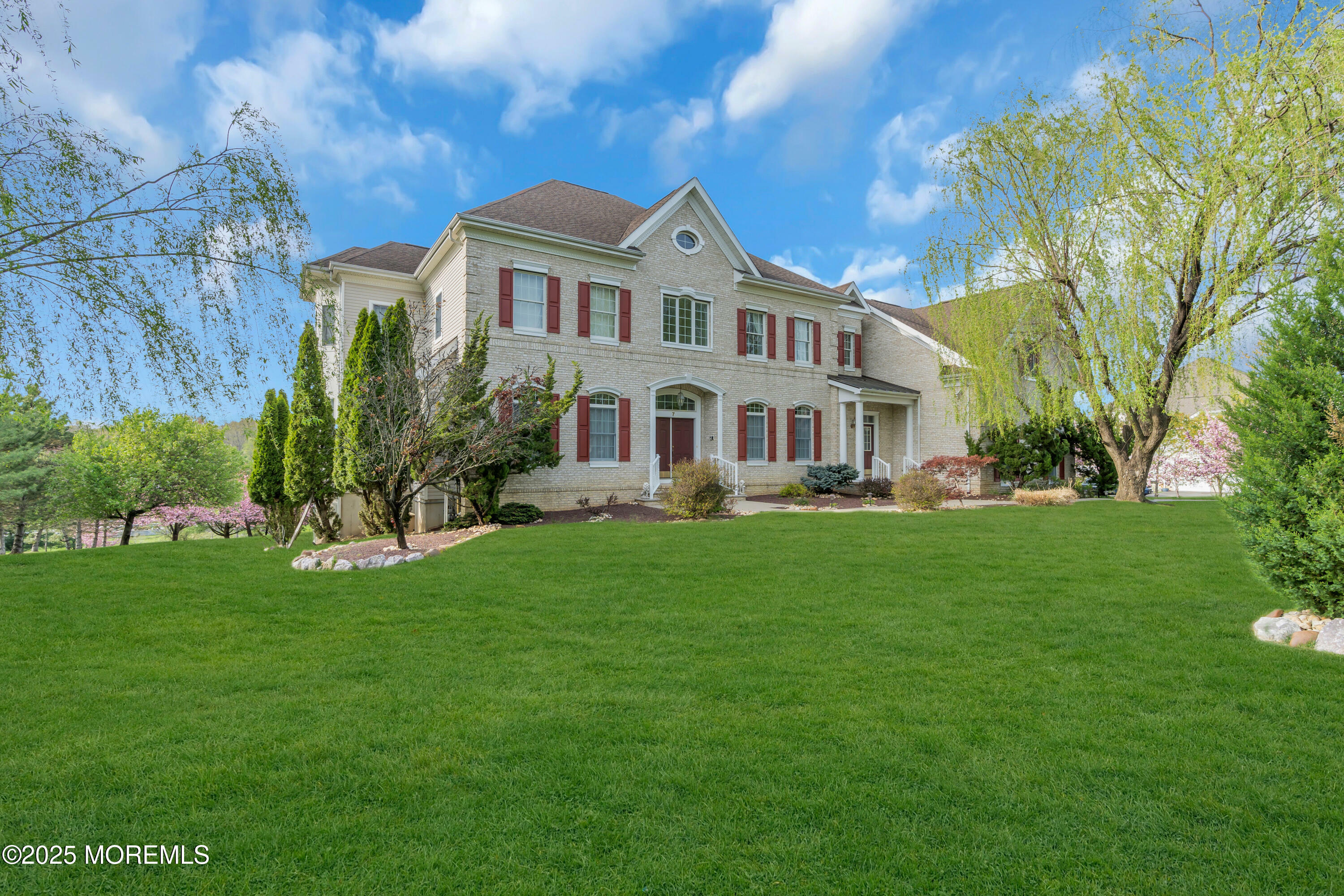 7 Stayman Court  Manalapan NJ 07726 photo