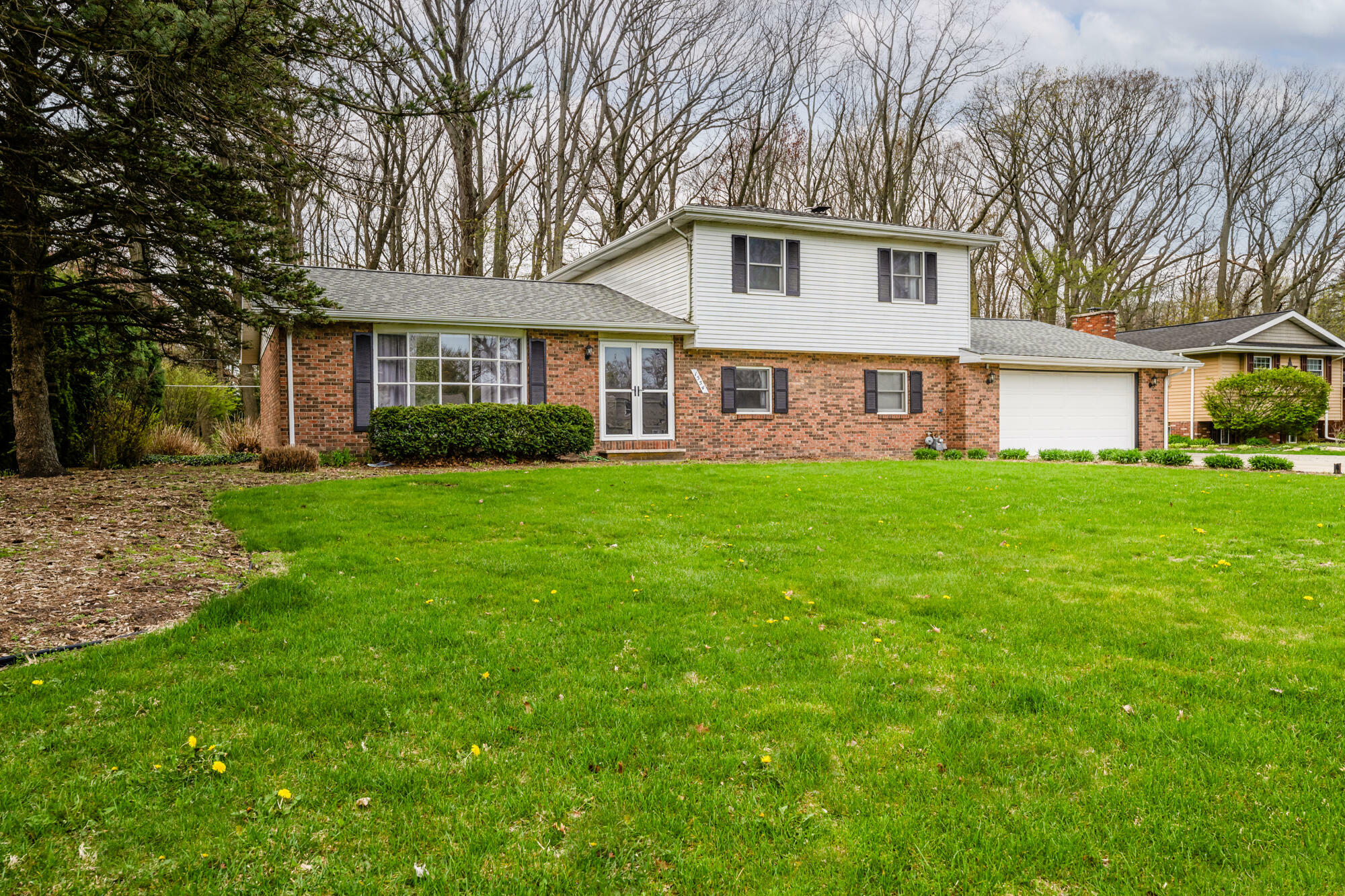 Property Photo: 1554 Trebor Road MI 49085