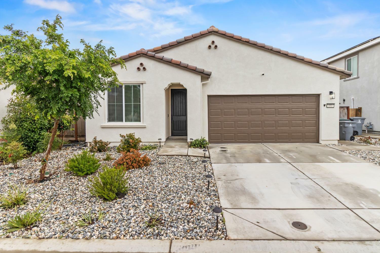 Property Photo: 890 Kirkwood Court CA 95961