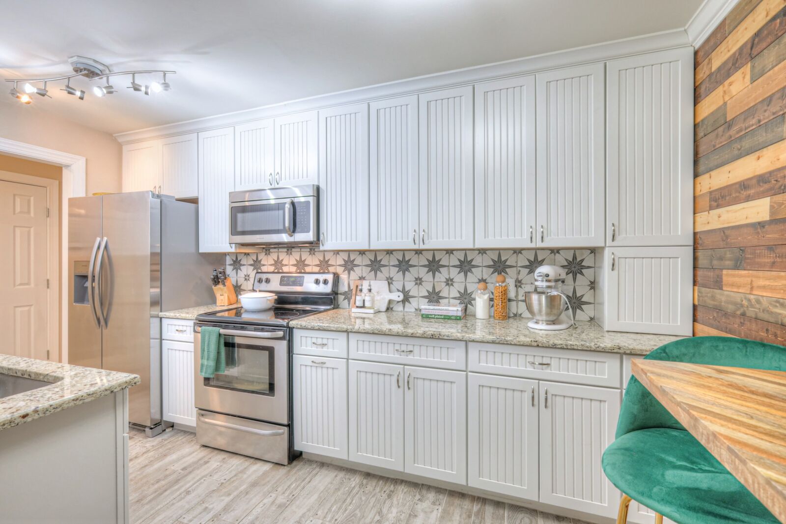 Property Photo: 4425 Westlawn Dr B103 TN 37209