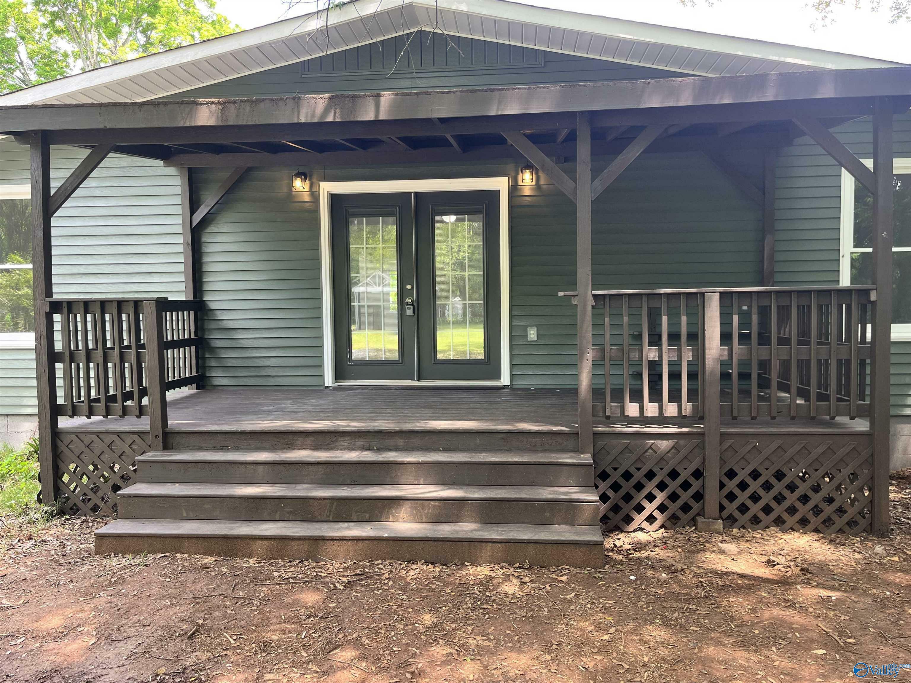 Property Photo: 3417 Marks Drive SW AL 35805