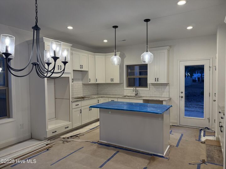 Property Photo:  10 Van Buren Lane  NC 28374 