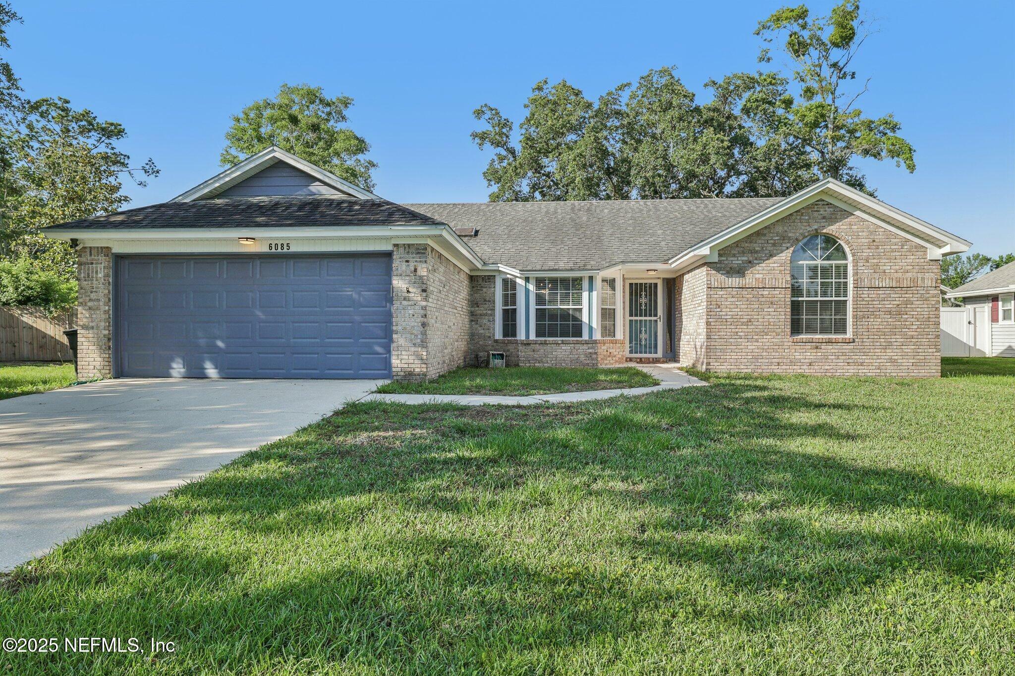 Property Photo: 6085 Bermuda Drive FL 32003