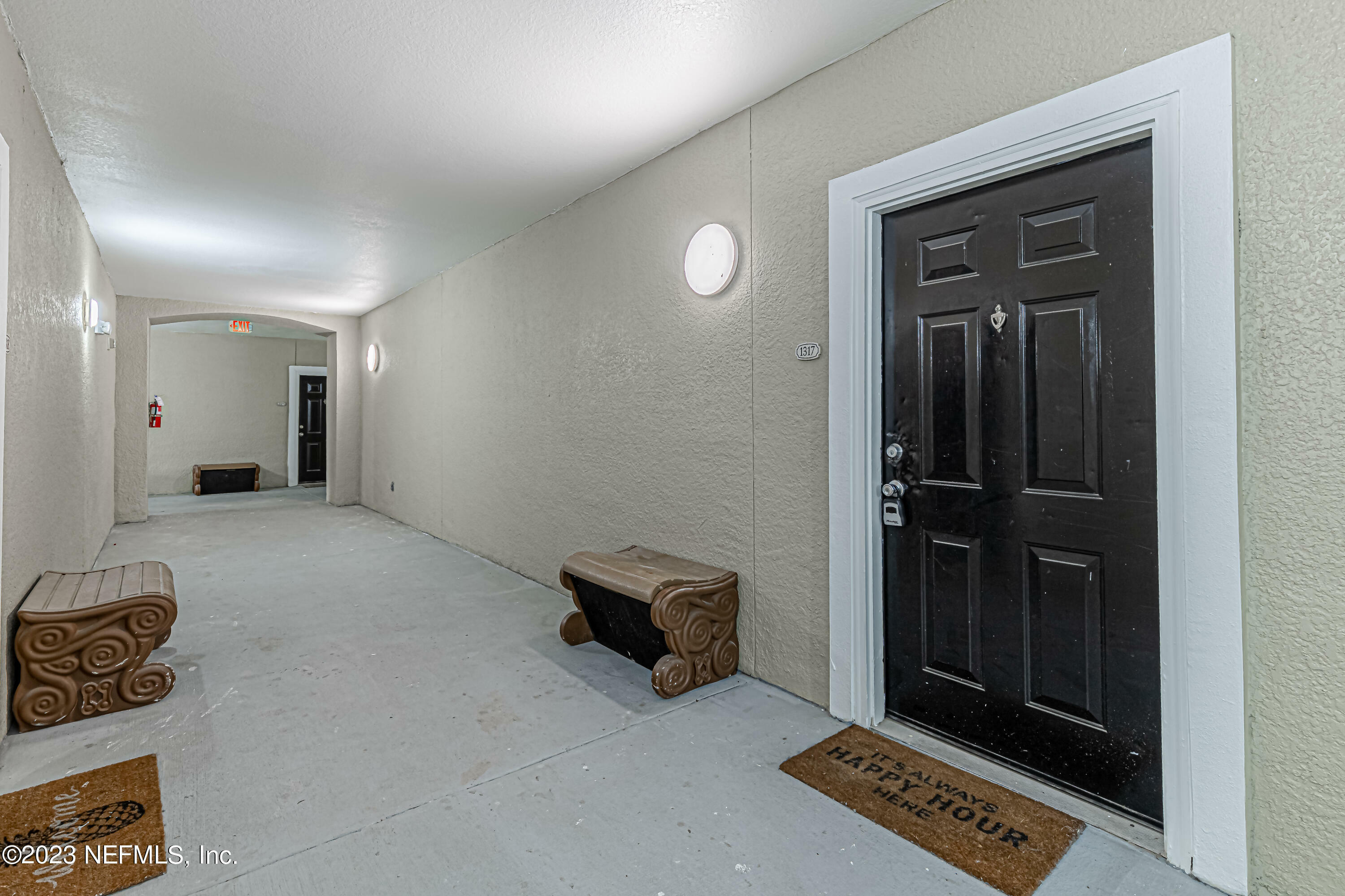 Property Photo: 8290 Gate Pkwy 1317 FL 32216