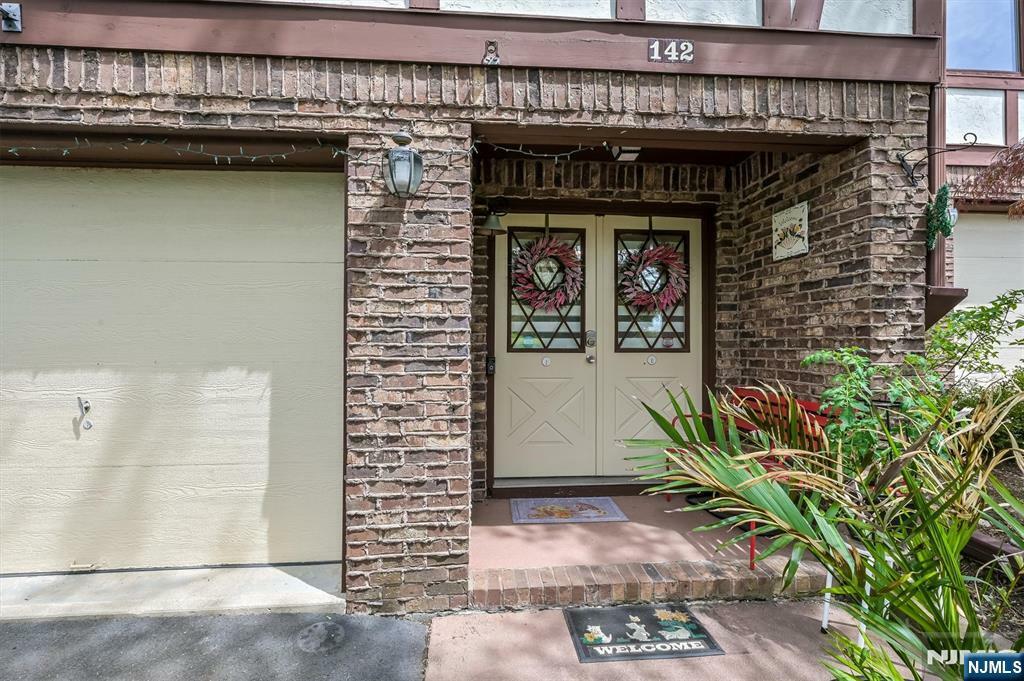 Property Photo:  142 Garside Avenue 3  NJ 07470 