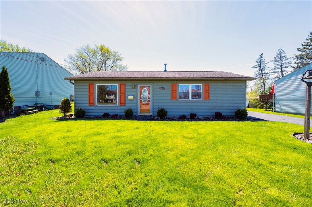 Property Photo:  5673 Radcliffe Avenue  OH 44515 