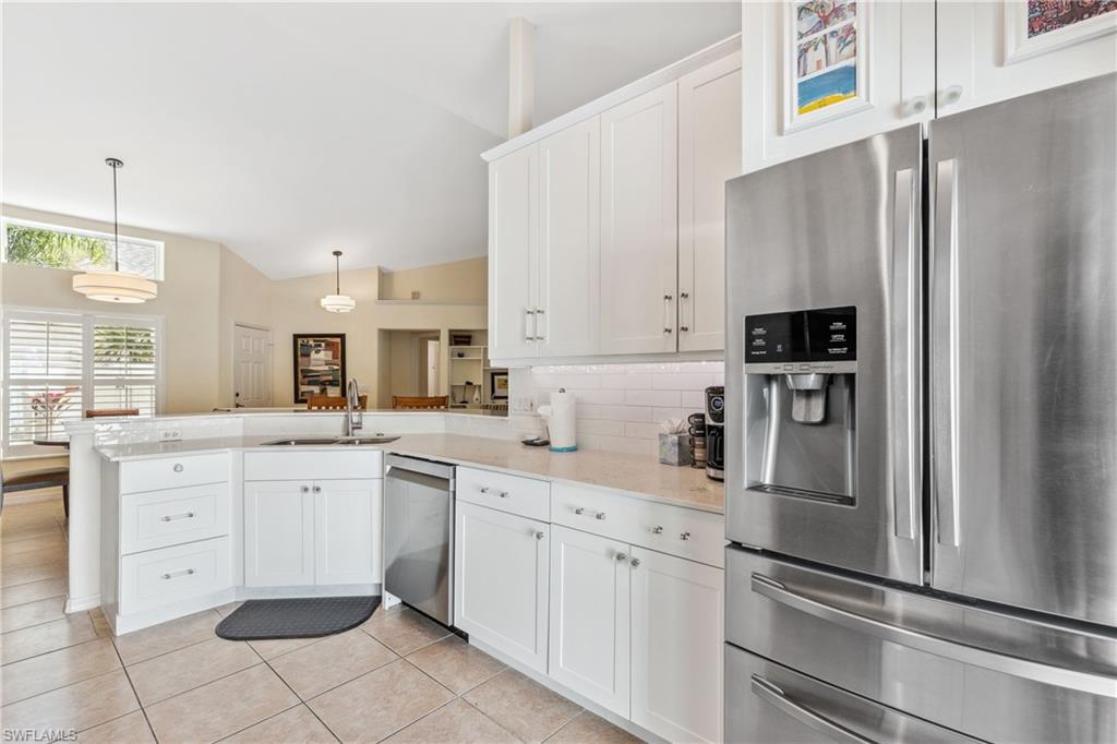 Property Photo: 1195 Silverstrand Dr FL 34110