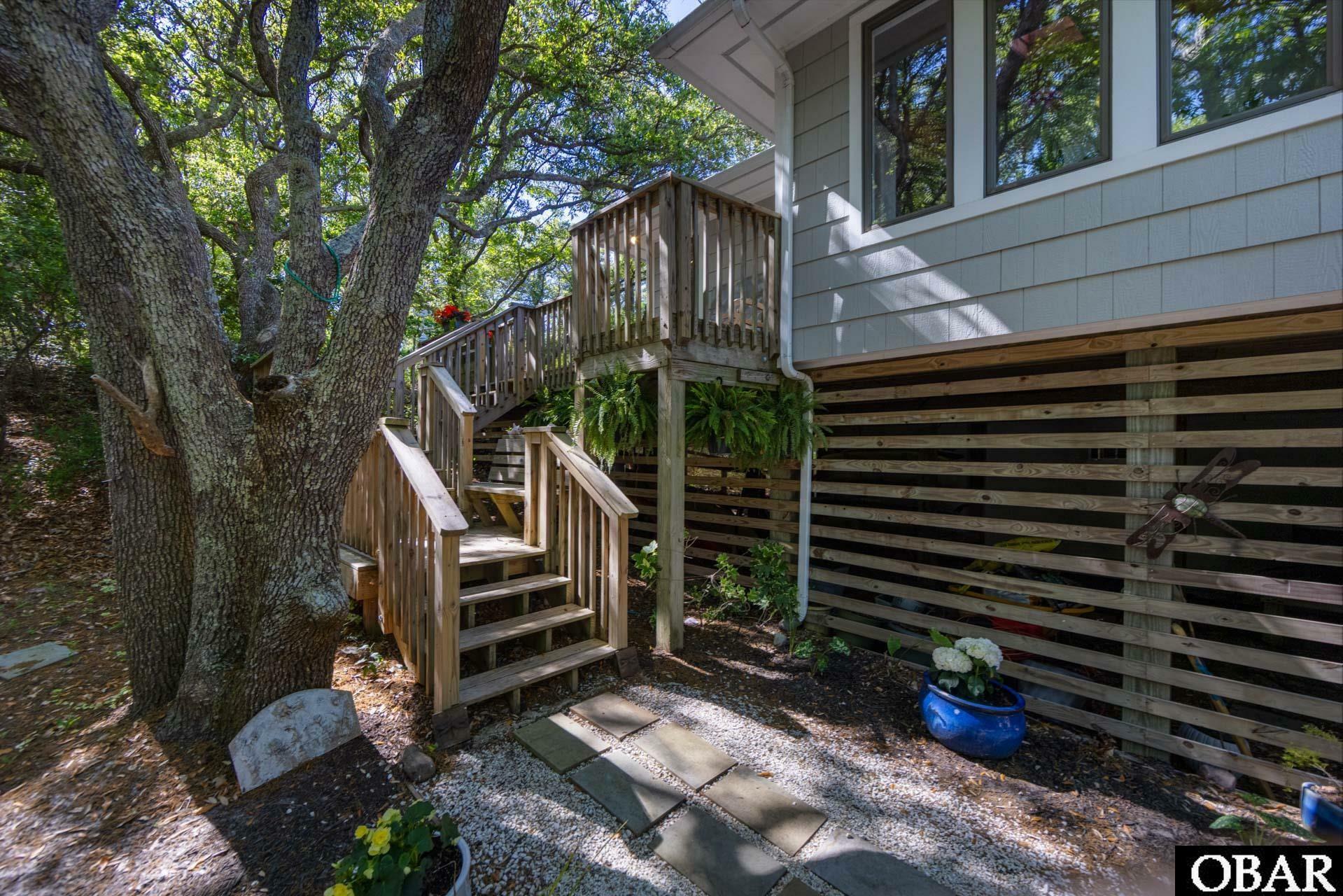 Property Photo: 24 First Avenue NC 27949