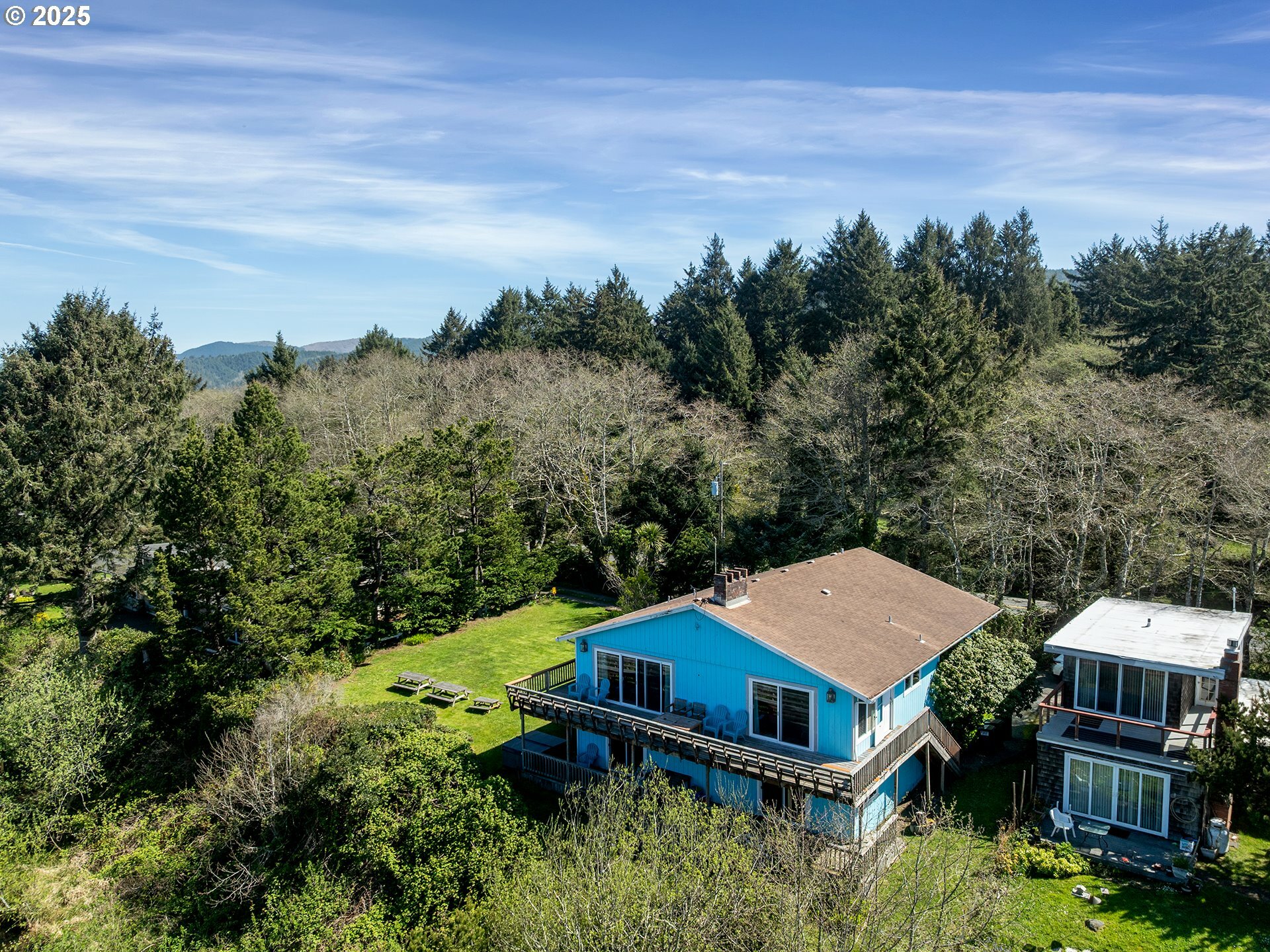 Property Photo: 18320 N Highway 101 OR 97136
