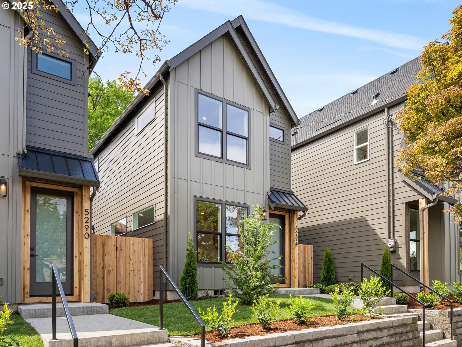 Property Photo:  5294 N Syracuse St  OR 97203 