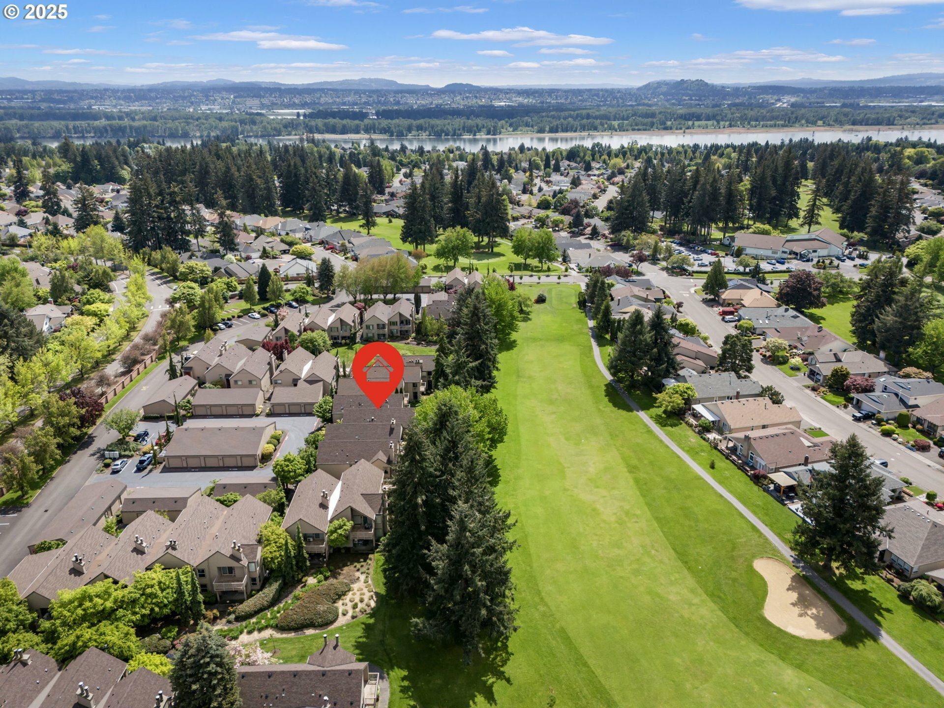 Property Photo: 2506 SE Baypoint Dr L45 WA 98683