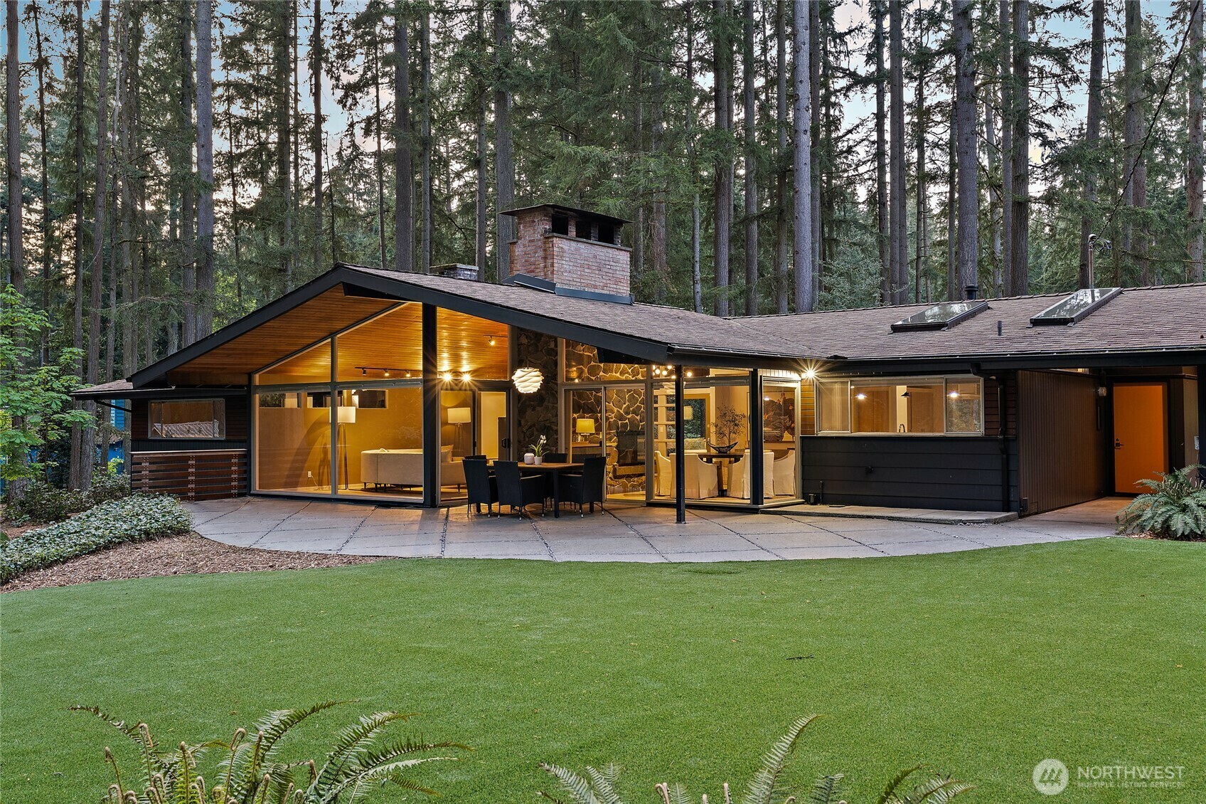 Property Photo: 22 Bridlewood Circle WA 98033