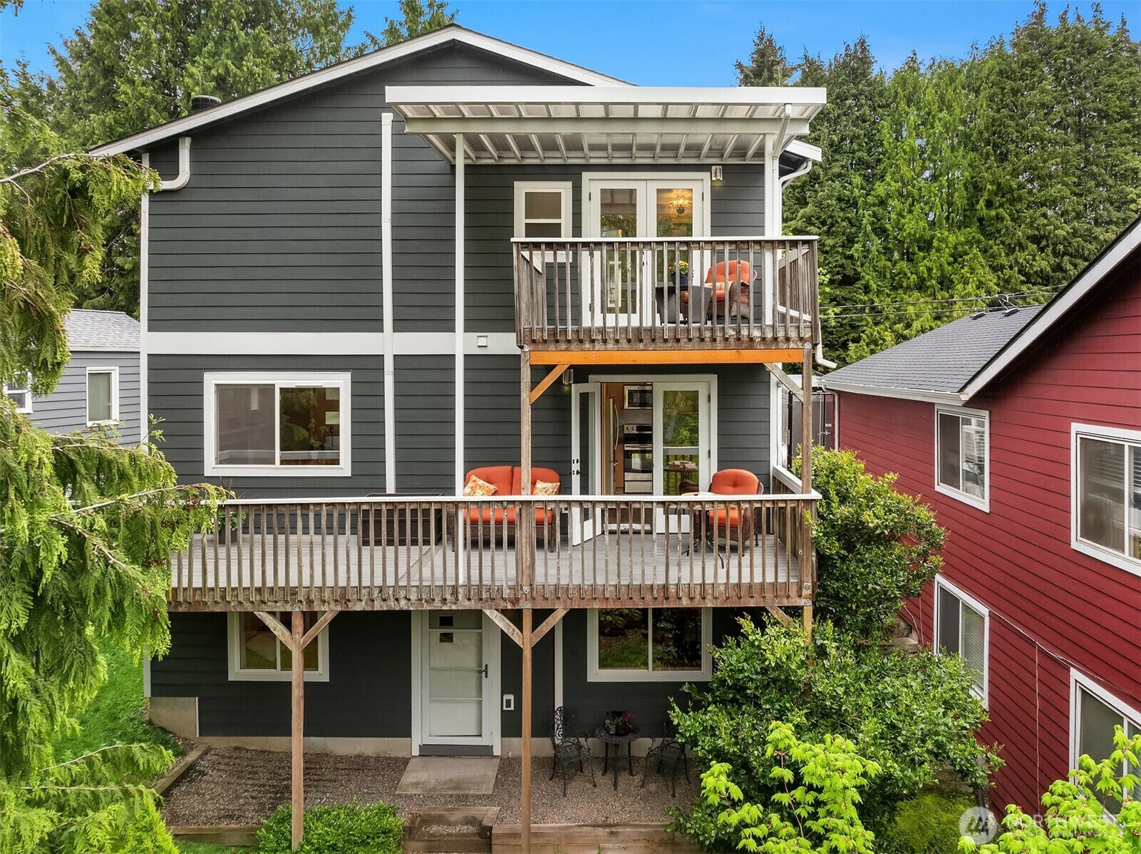 Property Photo: 6369 23rd Avenue SW WA 98106