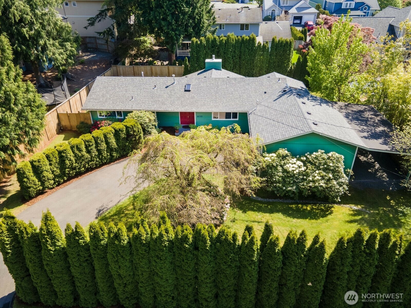 Property Photo: 8015 NE 126th Place WA 98034