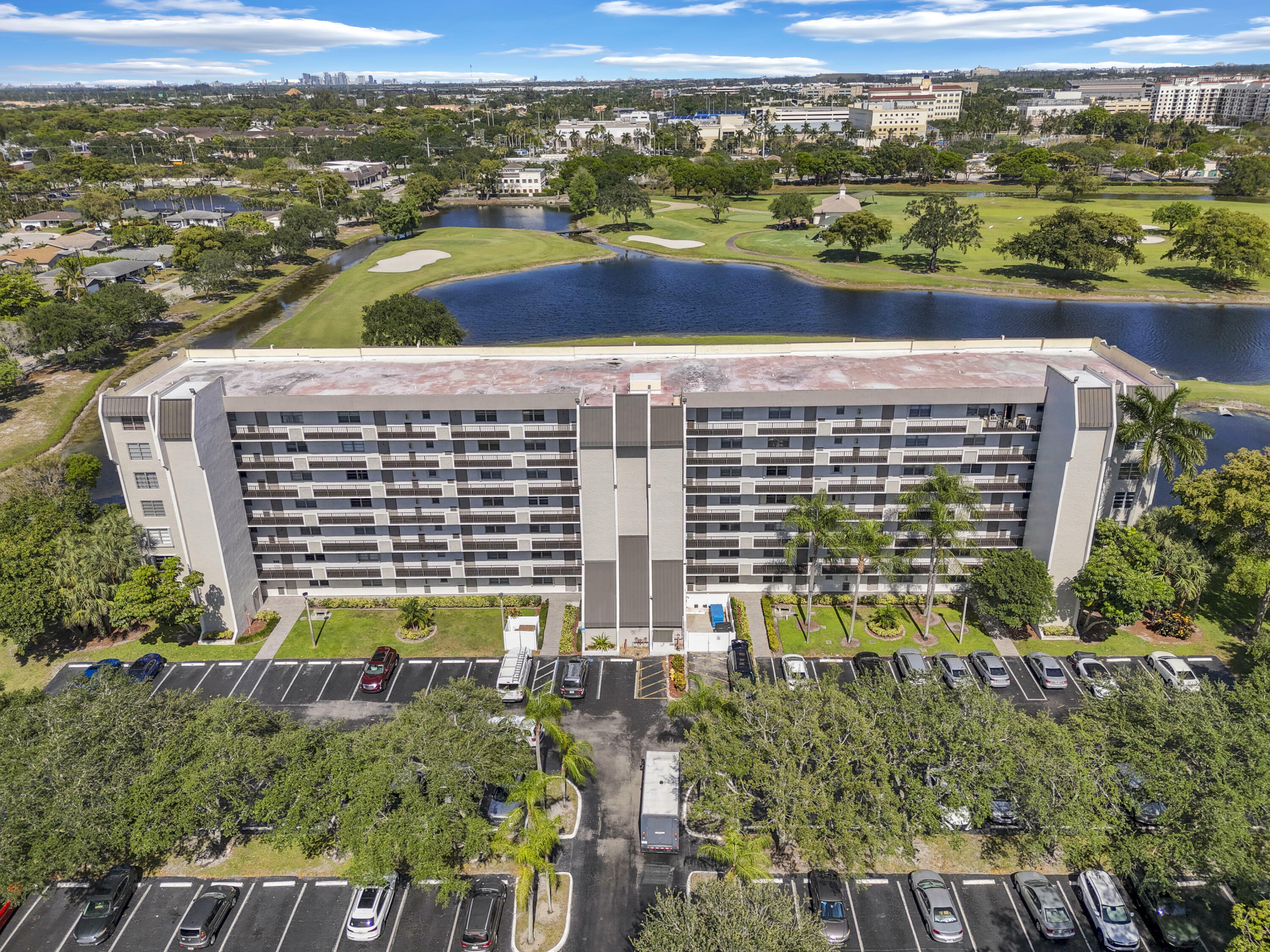Property Photo: 3100 W Rolling Hills Circle 705 FL 33328