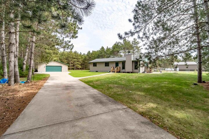 Property Photo:  862 19th Drive  WI 54613 
