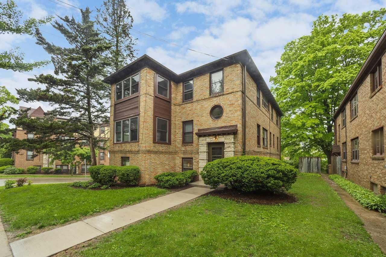 Property Photo:  2140 Kendall Avenue  WI 53726 