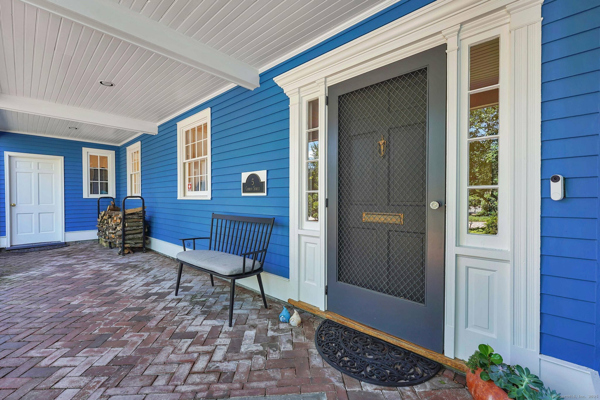 Property Photo: 5 Church Street CT 06032