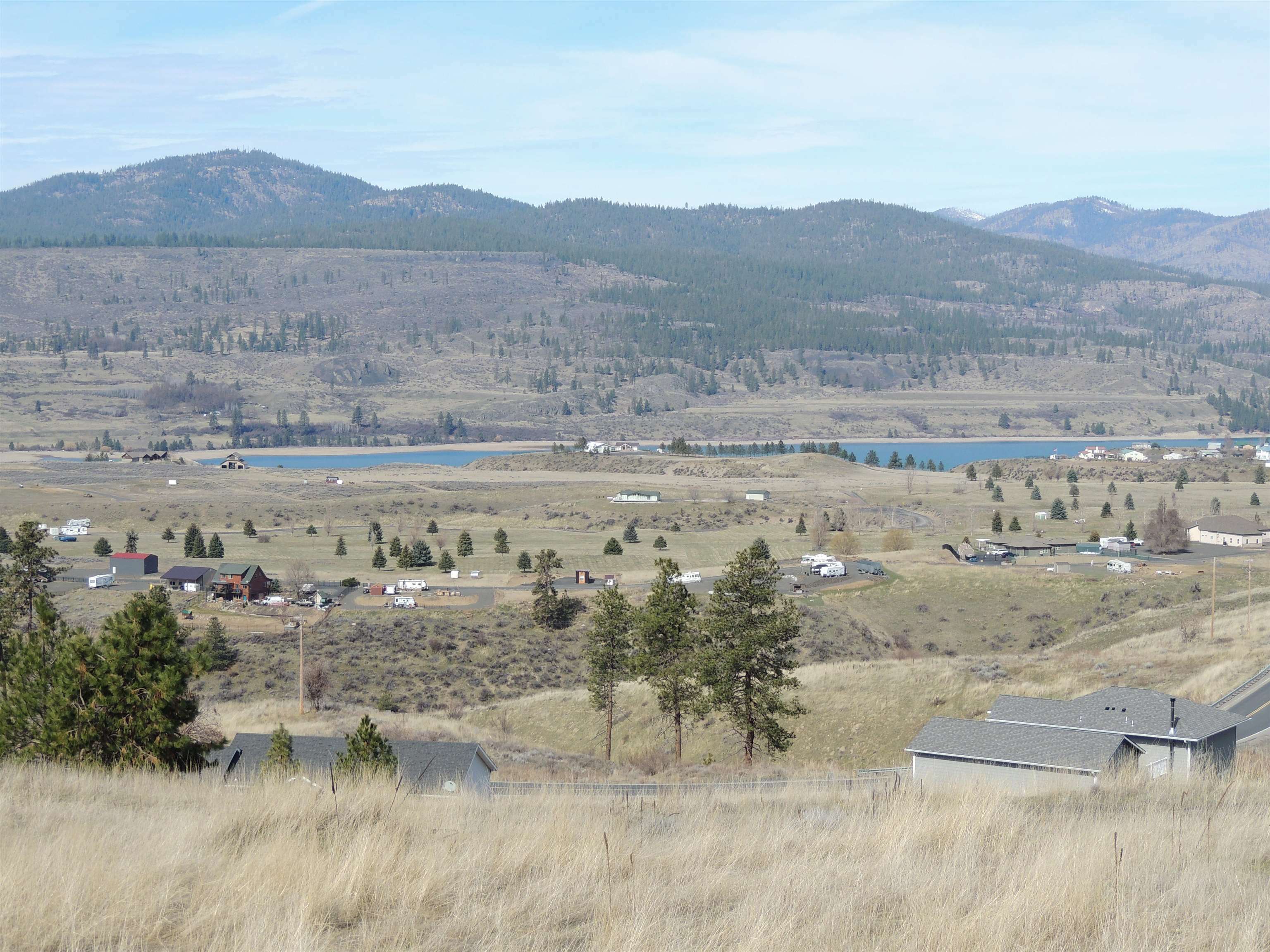 Property Photo: 40995 Scenic Dr. N. WA 99122