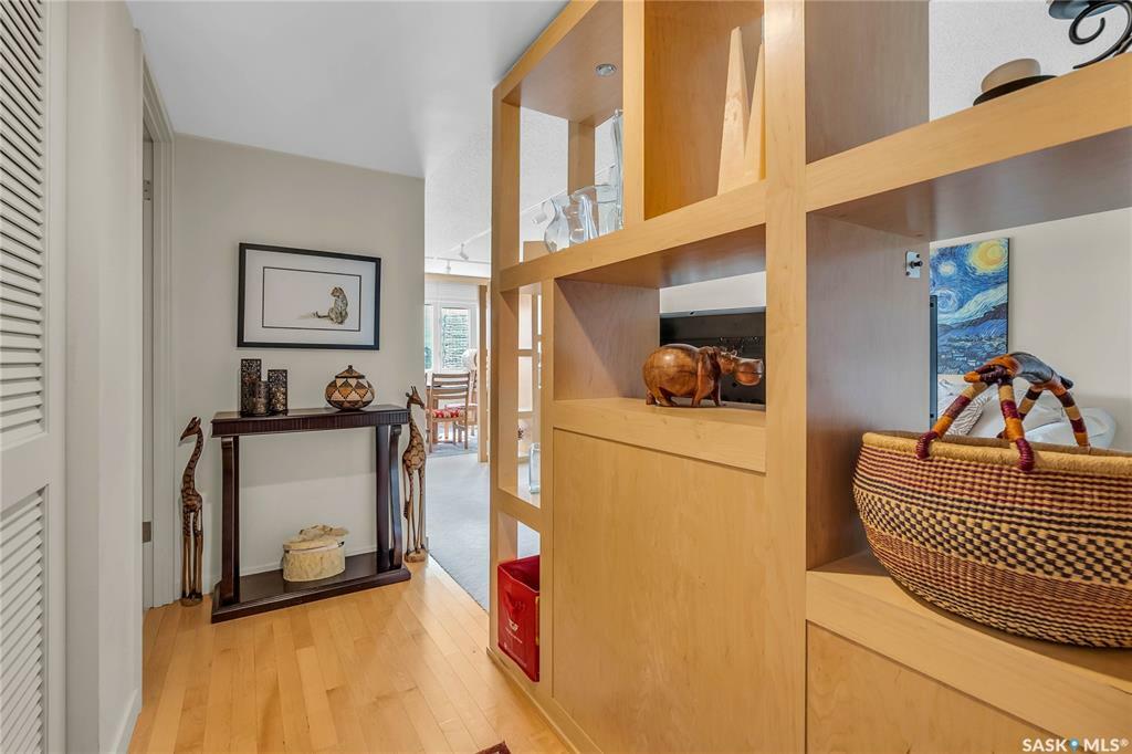 Property Photo: 424 Spadina Crescent E 860 SK S7K 6X7