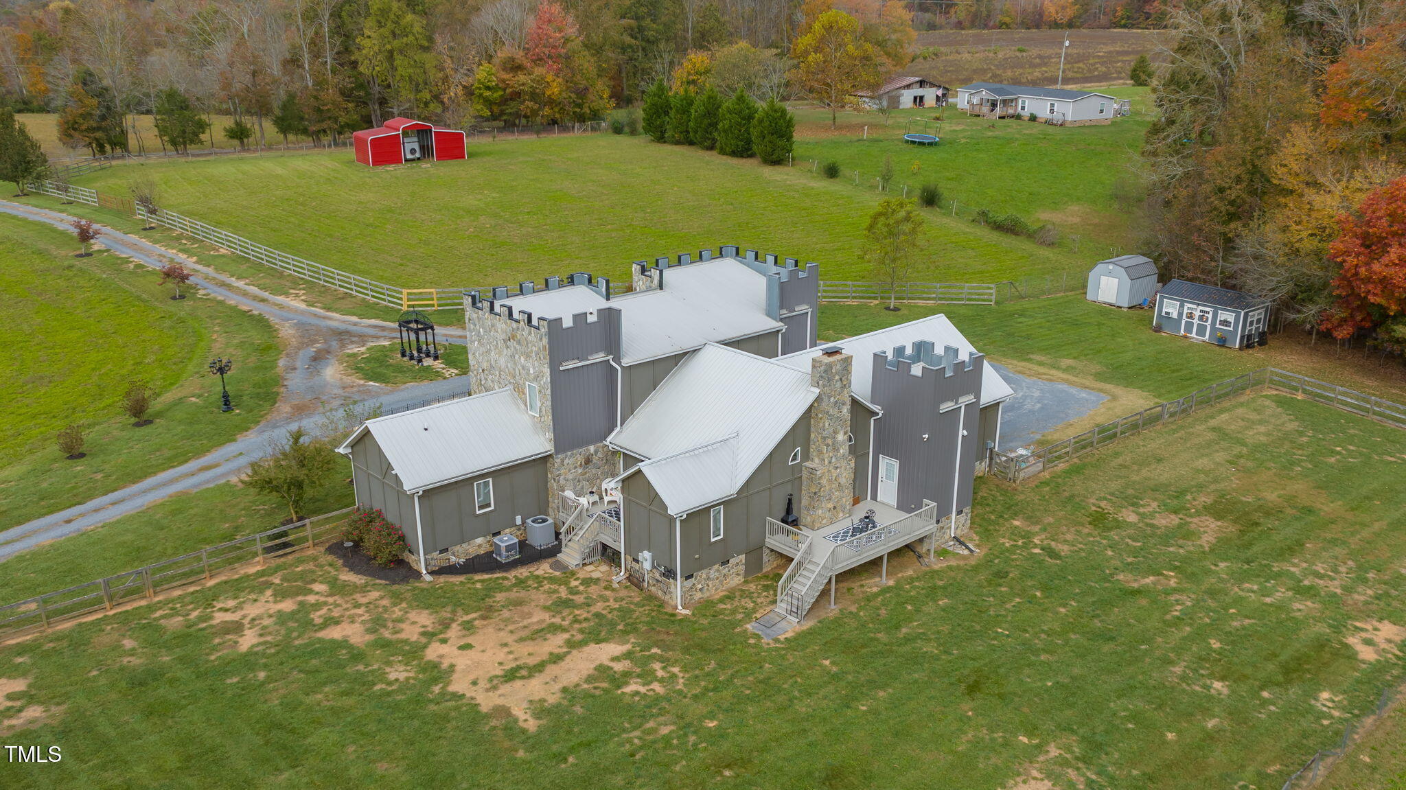 Property Photo: 1282 Little River Road NC 27205