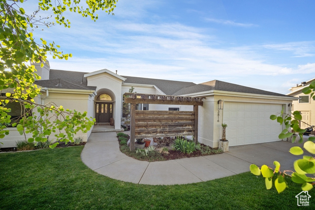Property Photo: 3816 Monarch Dr UT 84010