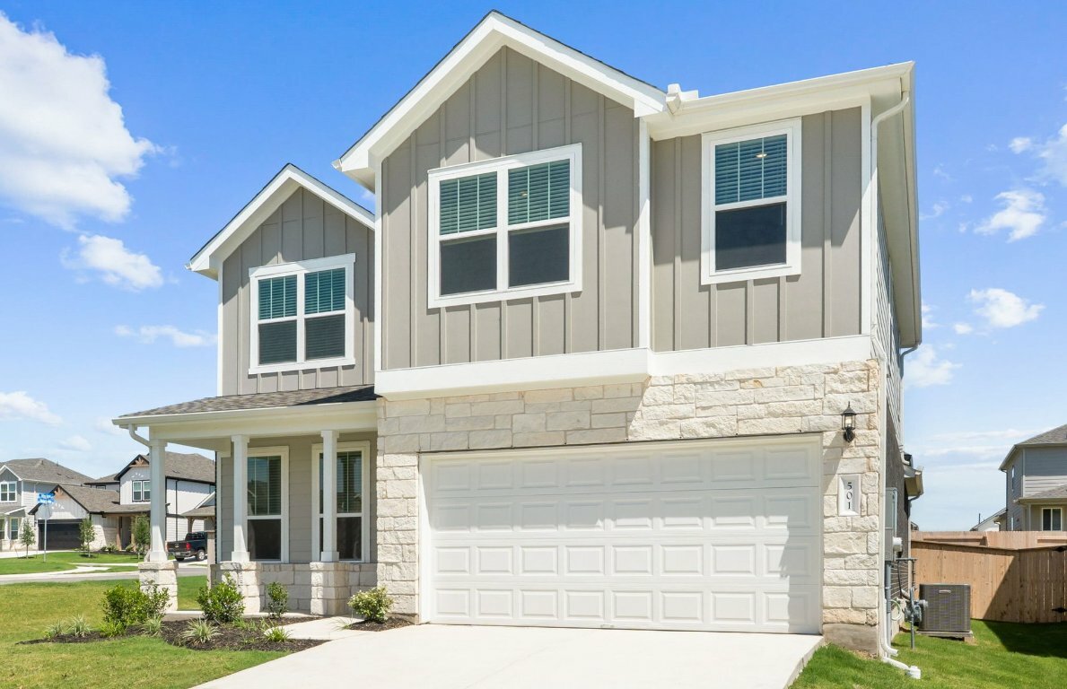 Property Photo: 501 Scooter Street TX 78626