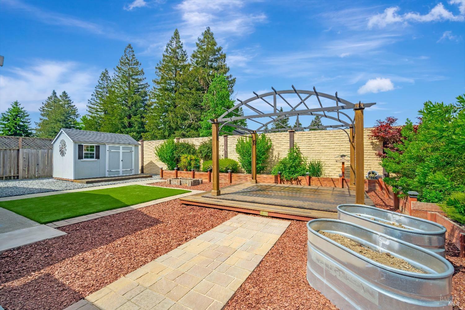 Property Photo: 437 Surrey Drive CA 95401