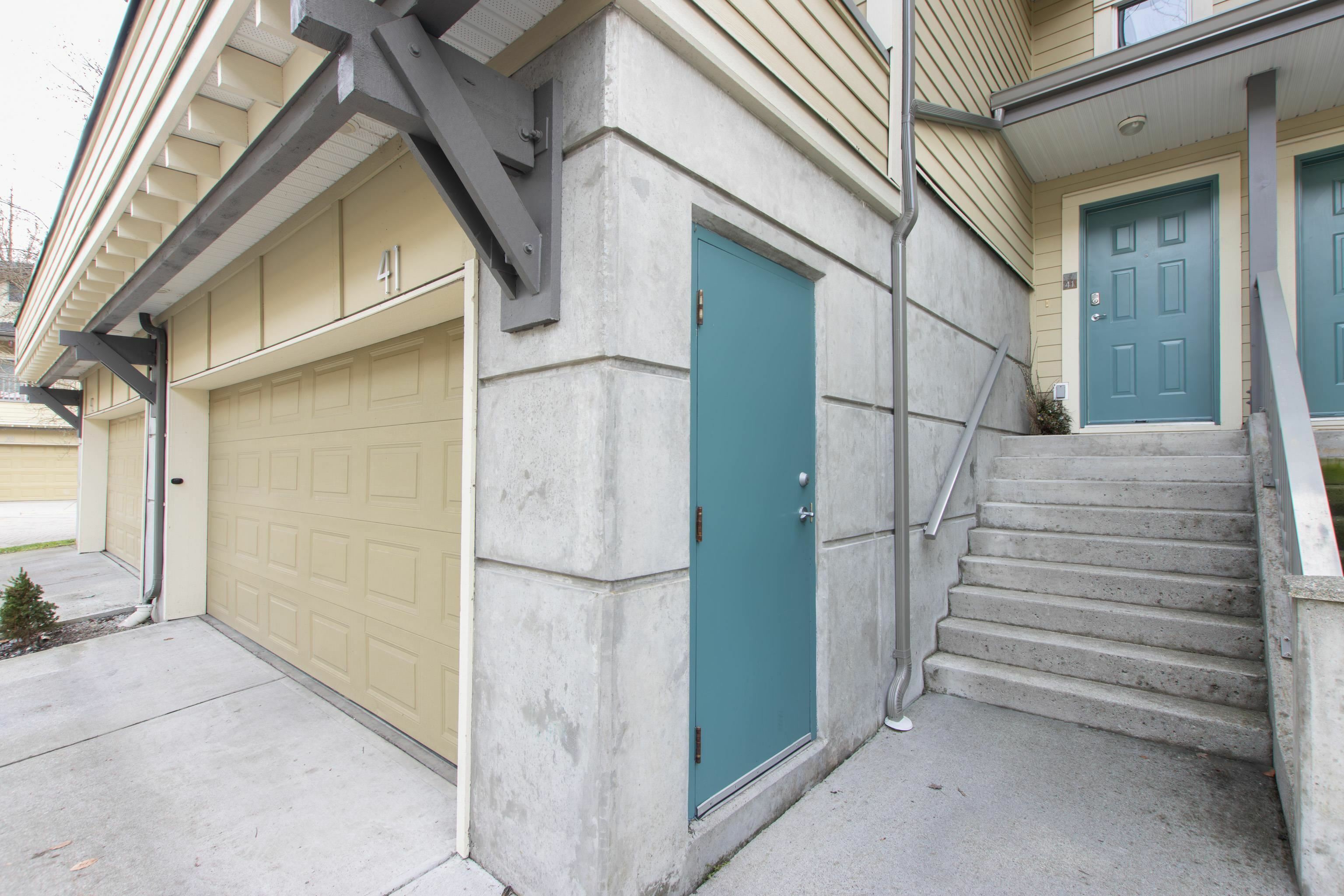 Property Photo: 40632 Government Road 41 BC V8B 0M7