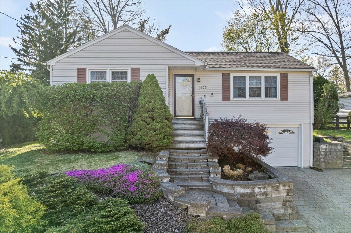 Property Photo: 405 Beckwith Avenue NY 13760