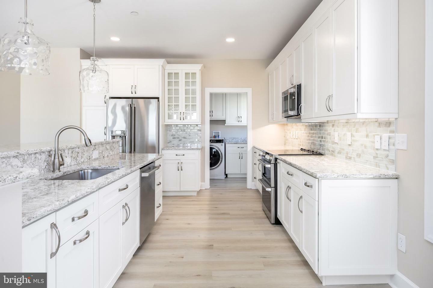 1505 St Louis Avenue S 301  Ocean City MD 21842 photo
