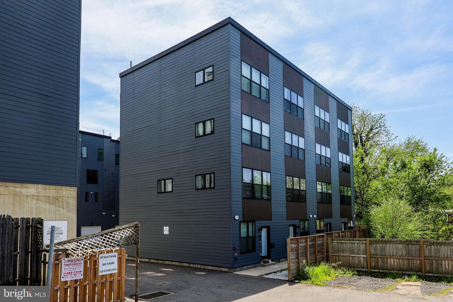 Property Photo: 443 Shurs Lane 16 PA 19128