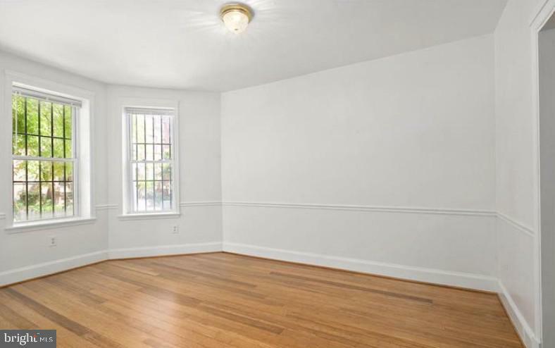 Property Photo: 32 Seaton Place NW DC 20001