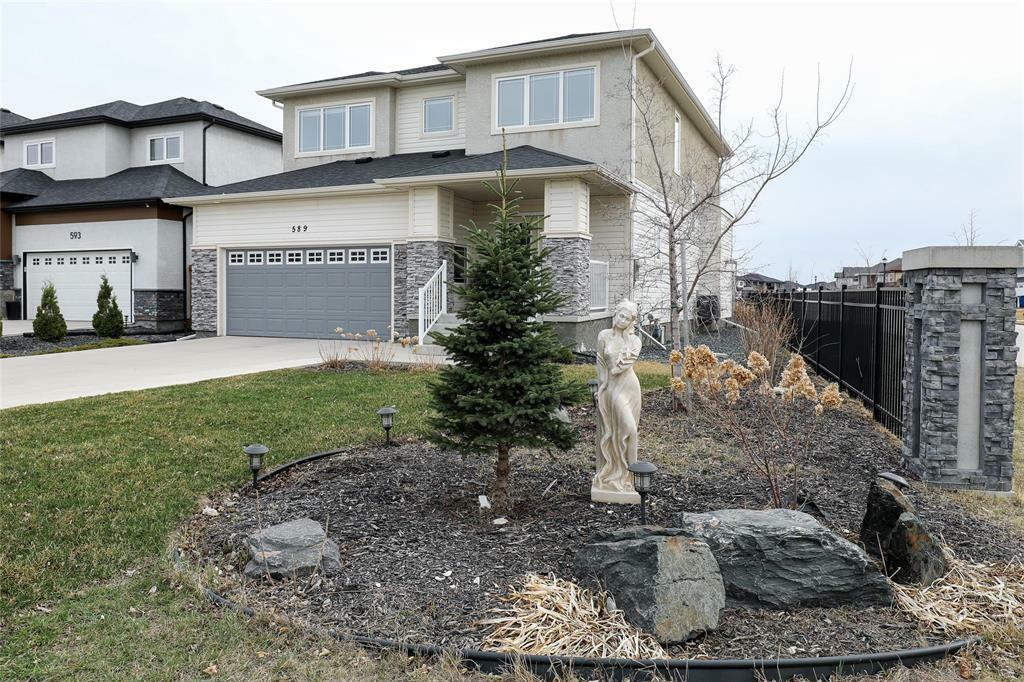 589 Bridge Lake Drive  Winnipeg MB R3Y 0W8 photo