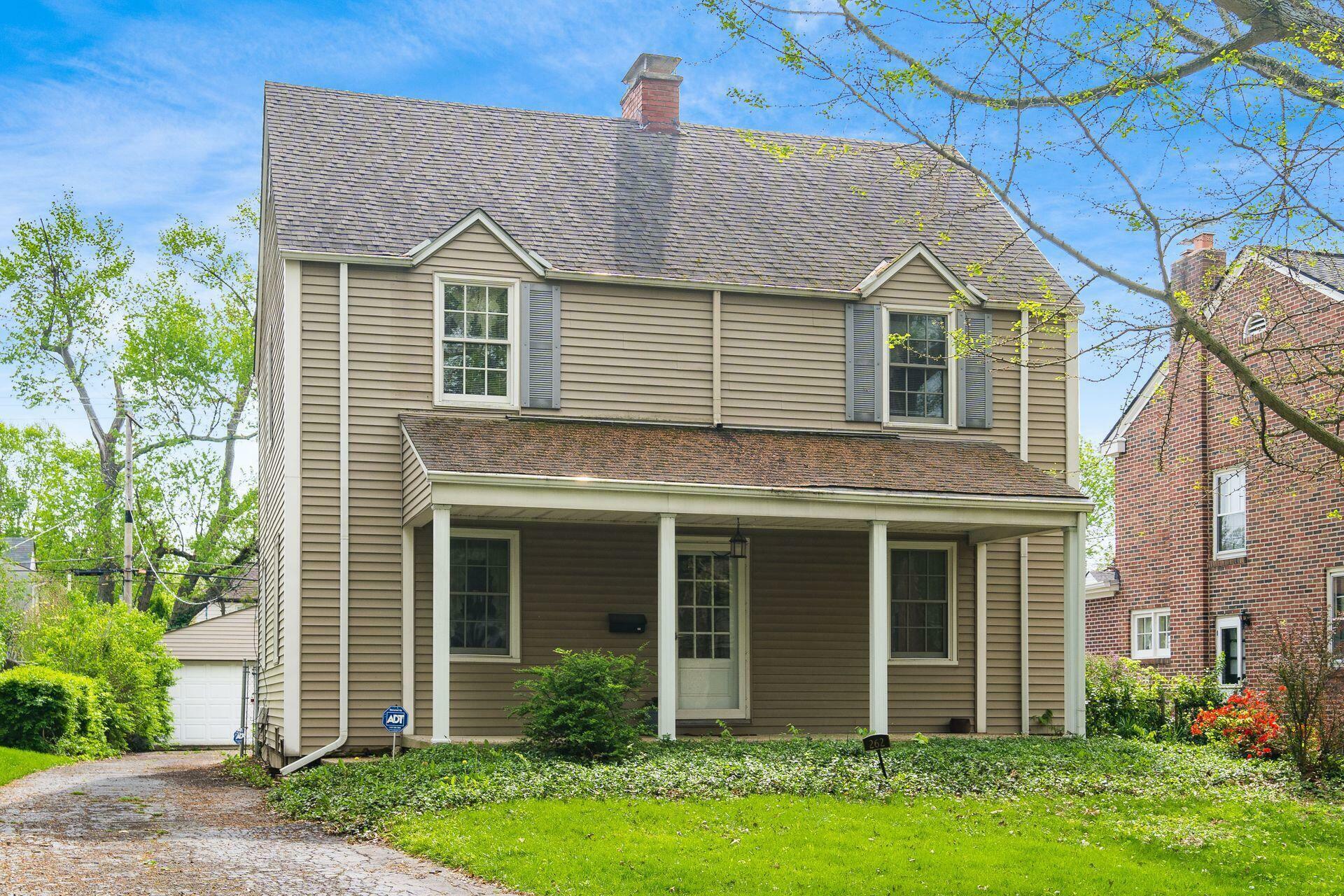 Property Photo: 262 N Ardmore Road OH 43209