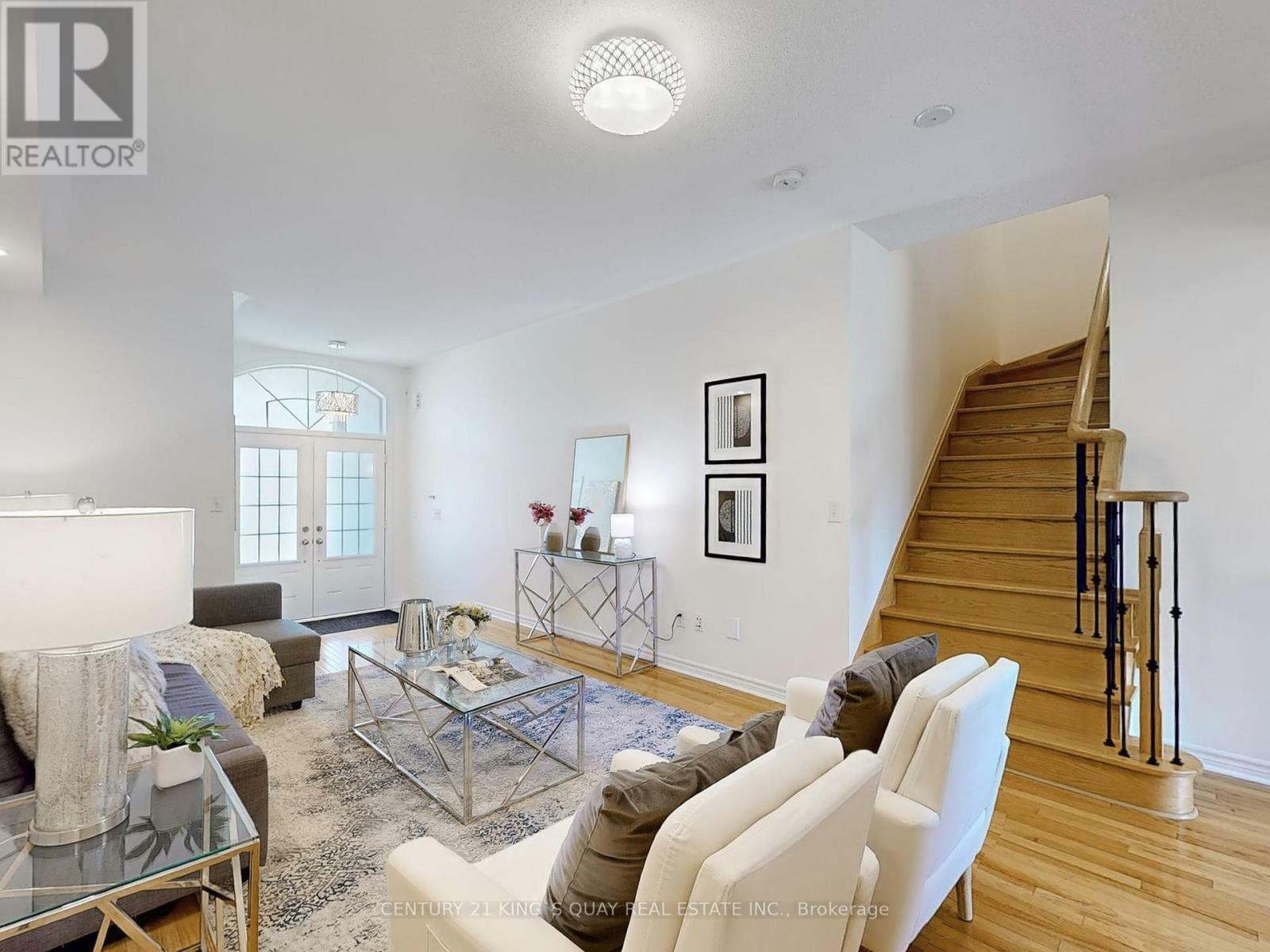 Property Photo: 36 Vettese Court ON L6B 0V6