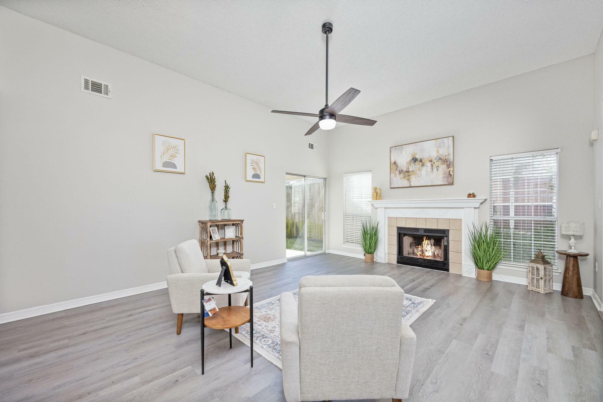 Property Photo: 483 Sandy Ridge Circle FL 32569