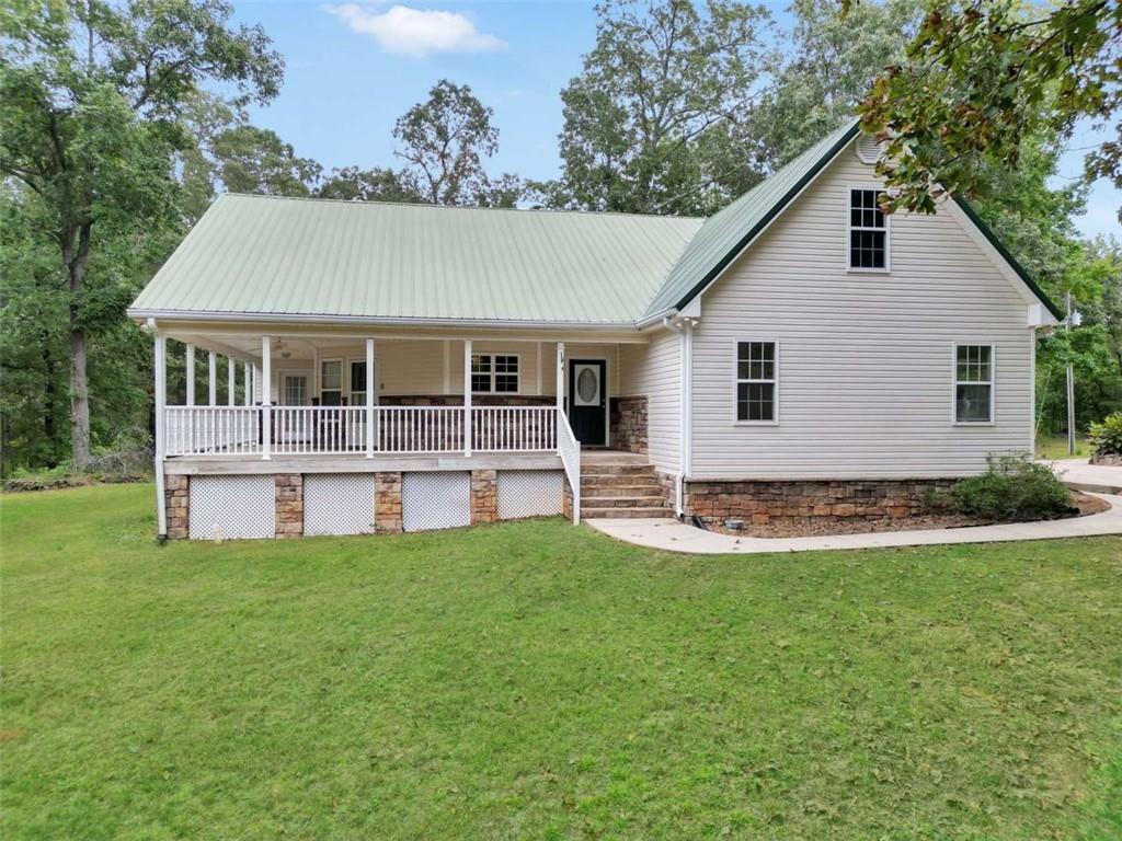 Property Photo: 204 Lunsford Road GA 30233
