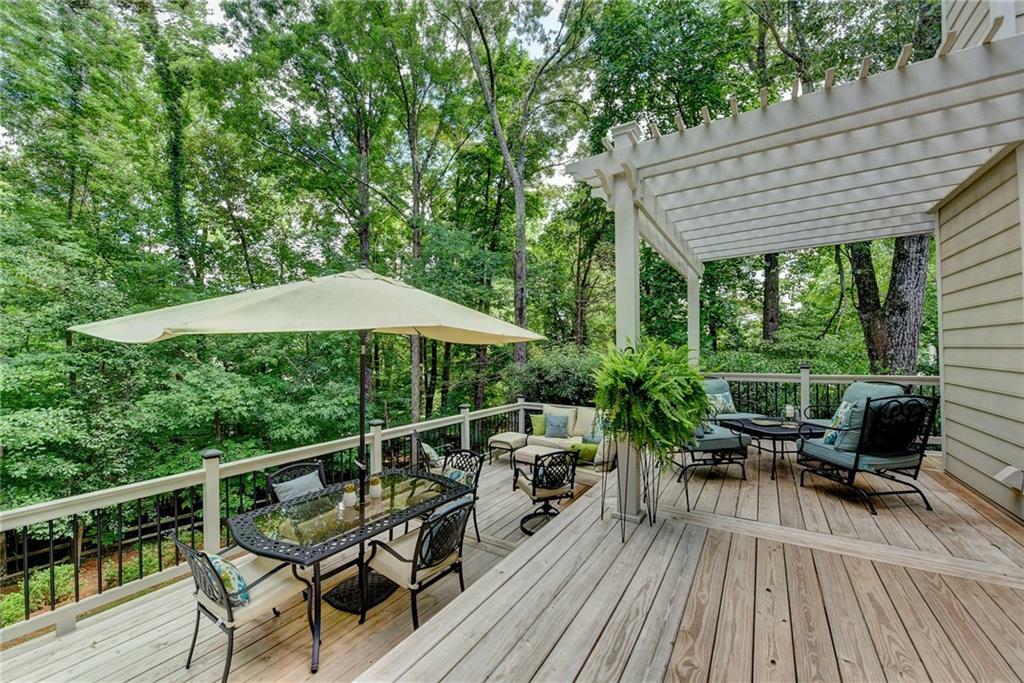 Property Photo: 3265 Bentwood Close GA 30041