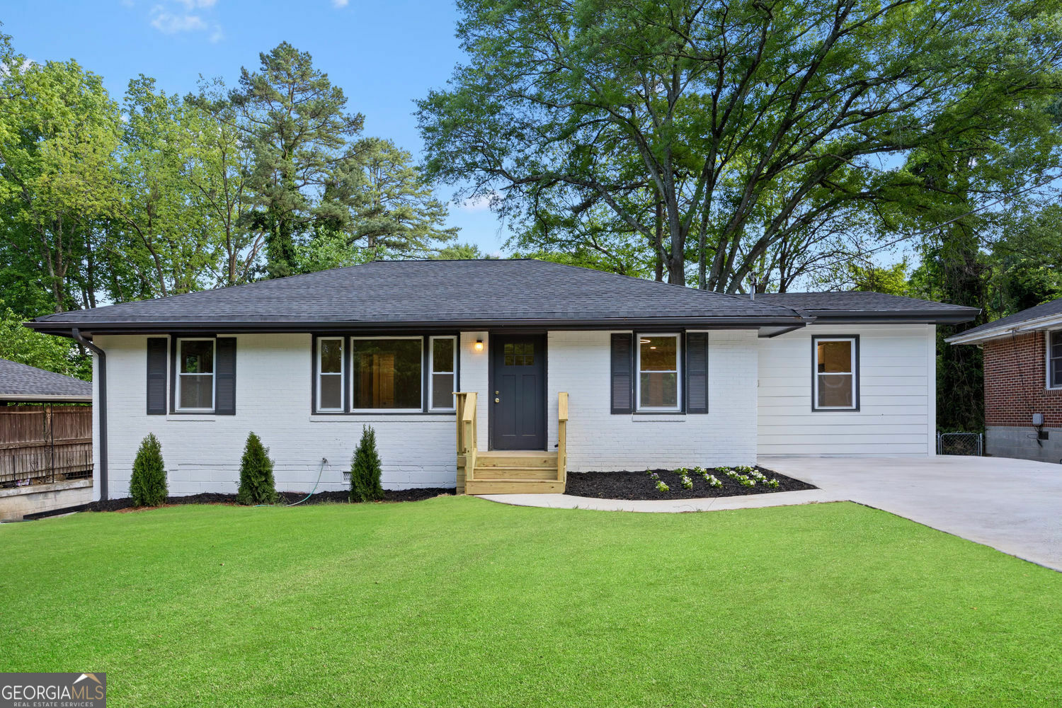 Property Photo: 2805 Long Way GA 30032