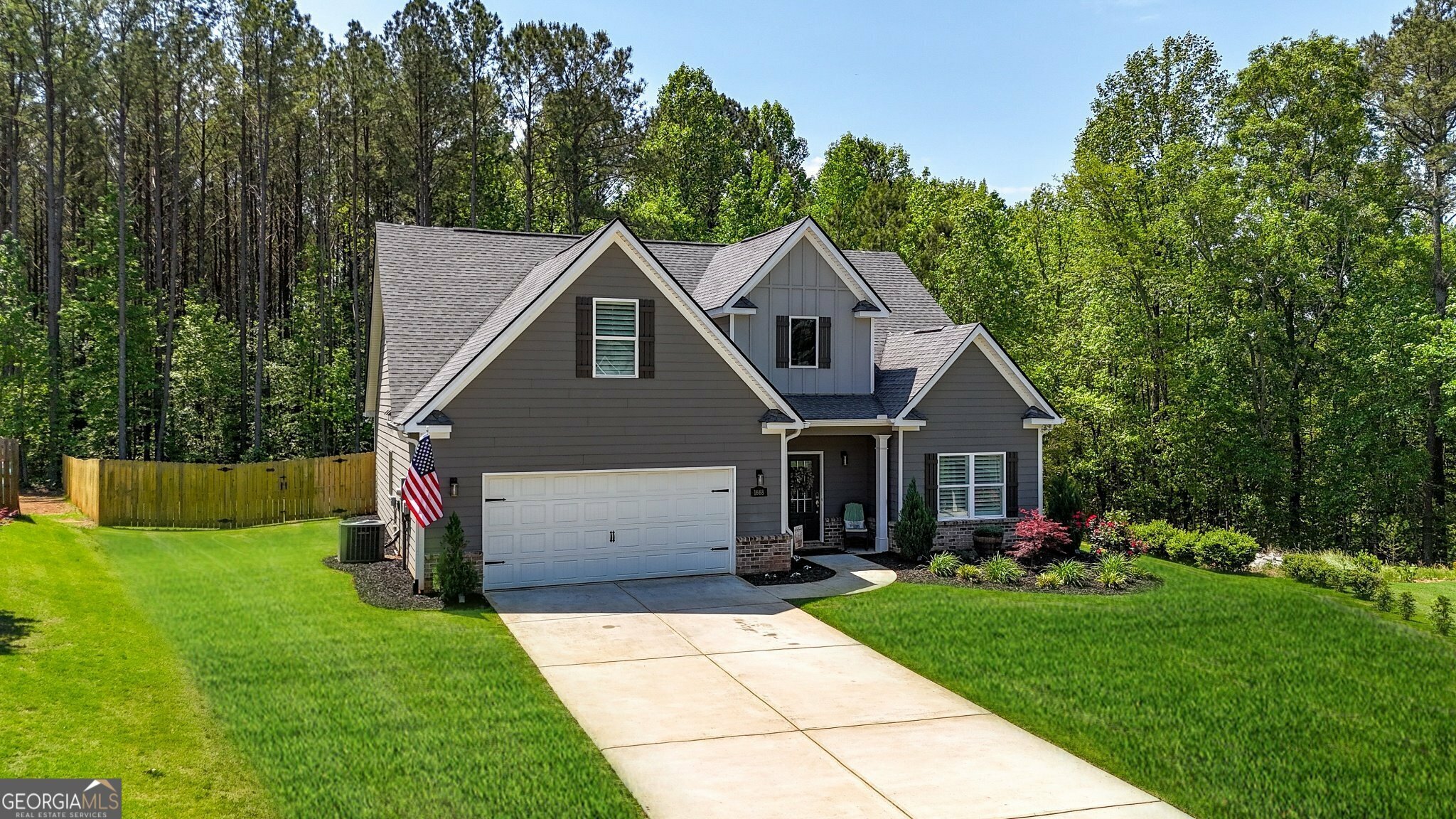 Property Photo: 1668 Carriage Court GA 30656
