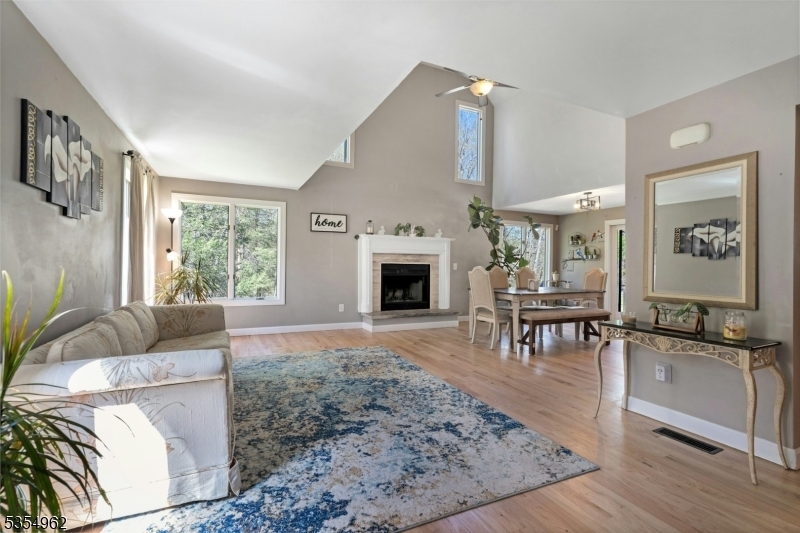 Property Photo: 40 Kinswood Rd NJ 07421