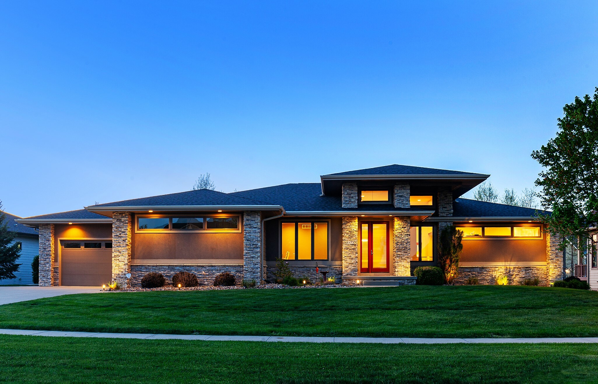 8513 Prairie Ridge Drive  Johnston IA 50131 photo