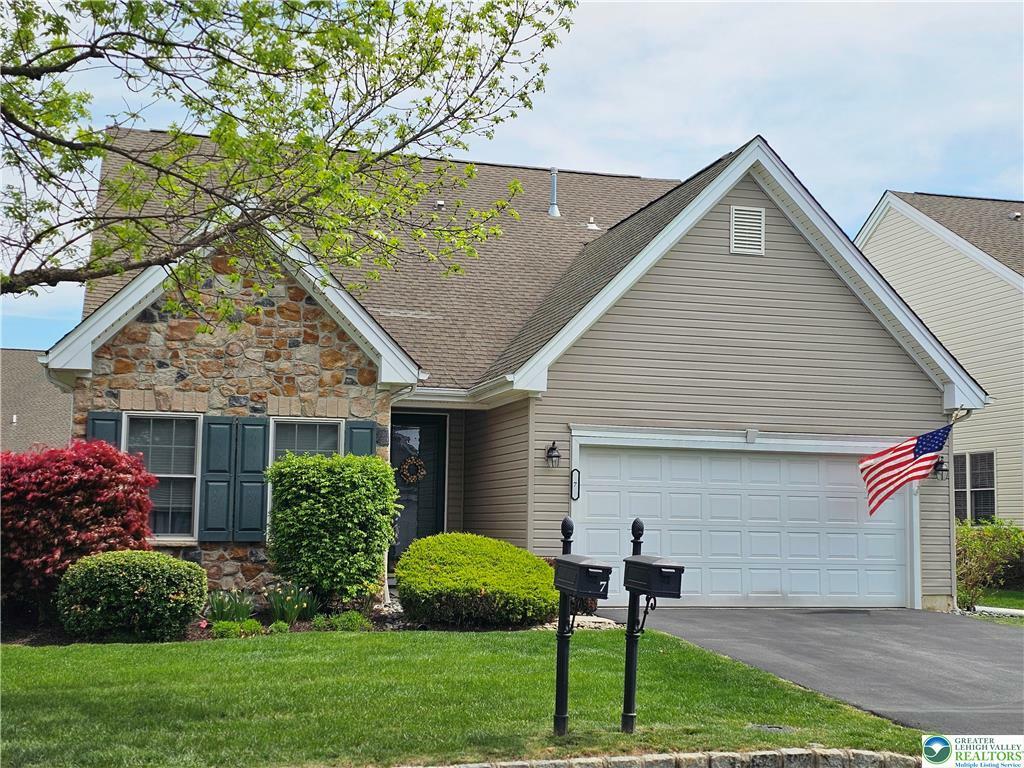 Property Photo: 7 Inverness Lane PA 18045