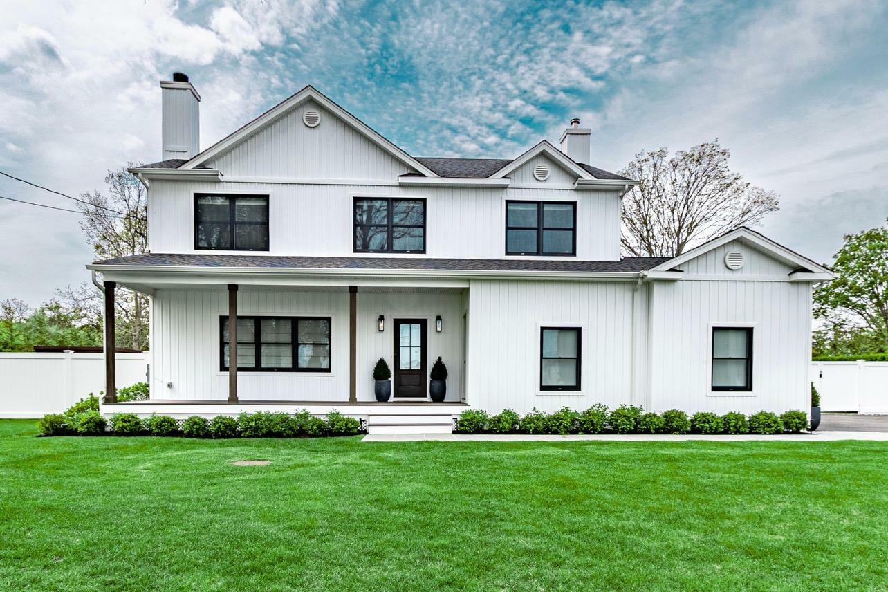 Property Photo:  3200 Bay Shore Road  NY 11944 