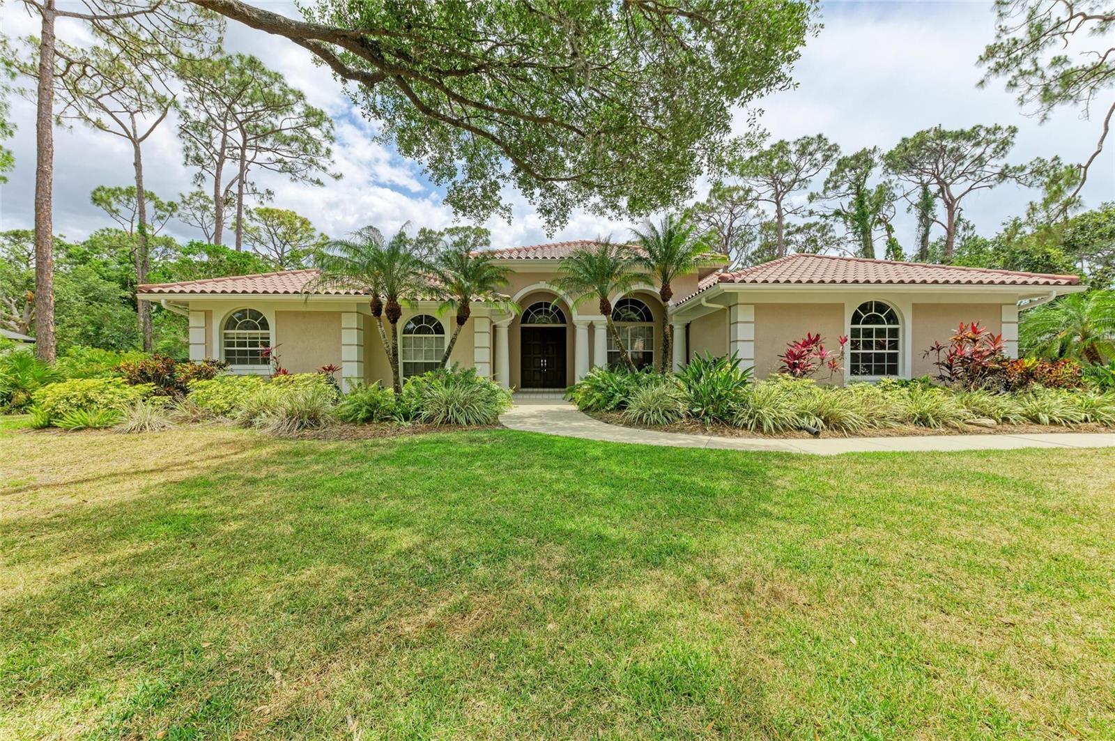 Property Photo: 5533 Ashley Parkway FL 34241