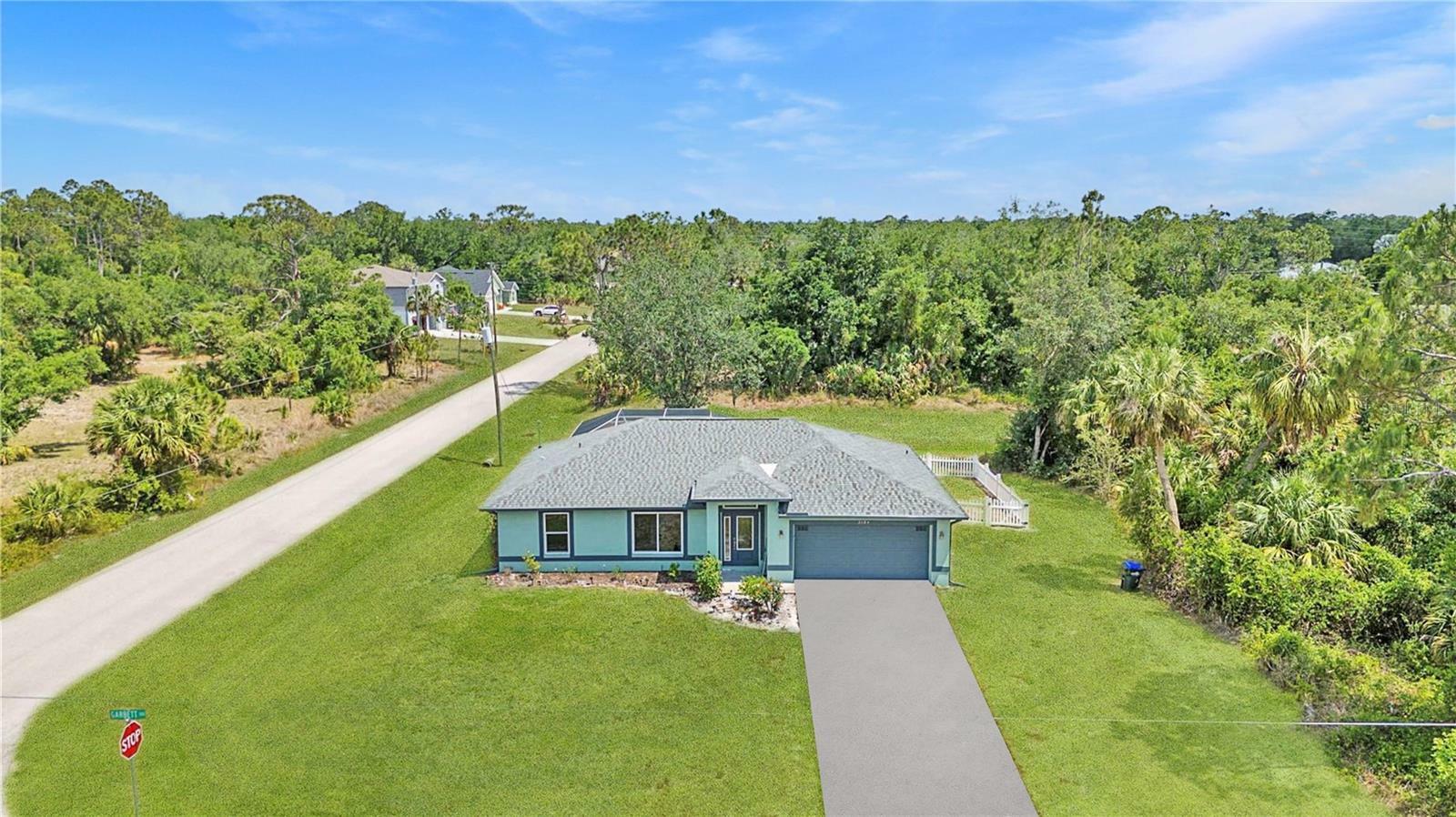 Property Photo: 3104 Garbett Terrace FL 34288
