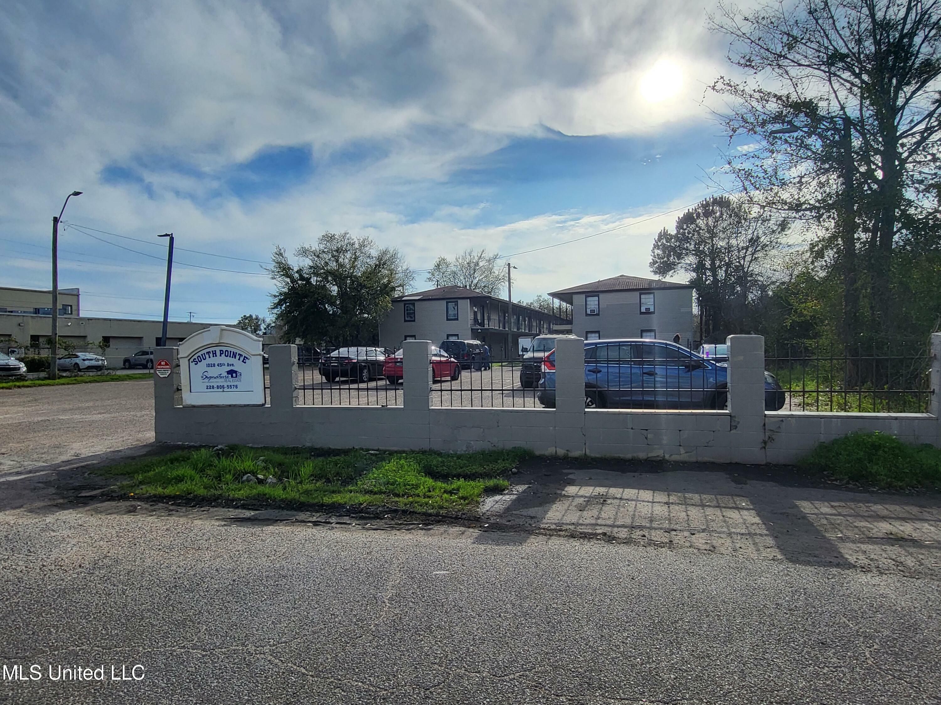 Property Photo: 1228 43rd Avenue MS 39501